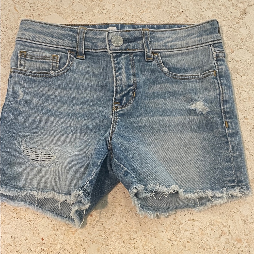 GAP Distressed Denim Shorts with Frayed Hem SLIM
